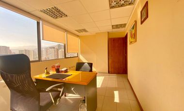 Venta oficina de 4 privados en Parque Brasil