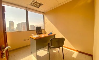Venta oficina de 4 privados en Parque Brasil