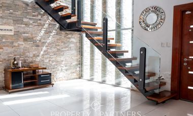 Moderna Casa en Santa Teresa