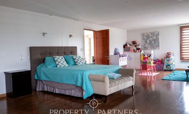 Moderna Casa en Santa Teresa