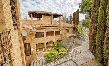 Espectacular Villa Italiana en lo Curro