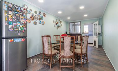 Alto Macul , Moderna , excelente ubicacion, sector cordillerano , totalmente remodelada y espaciosa .