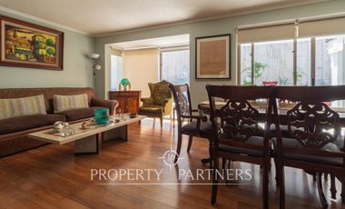 Alto Macul , Moderna , excelente ubicacion, sector cordillerano , totalmente remodelada y espaciosa .