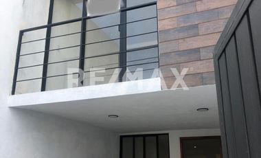 CASA EN VENTA EN TOLUCA - (3)