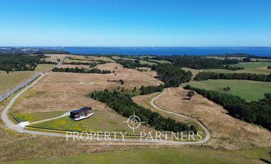 Exclusivas parcelas a 10 km de Puerto Varas con vista al lago Llanquihue y los volcanes