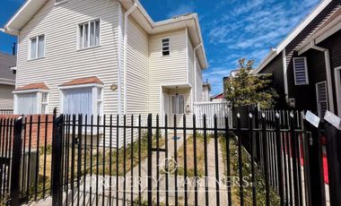 Se vende acogedora y linda casa en Villa Molinera