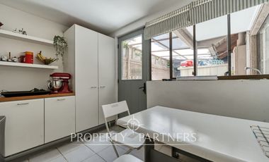 Casa en Arriendo a pasos del Santiago College