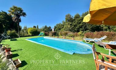 Hermosa parcela con casa y 4 cabañas orilla ruta