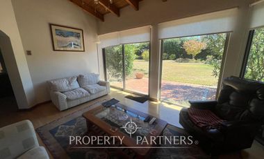 Hermosa parcela con casa estilo español en Huertos de Chile, Santo Domingo.