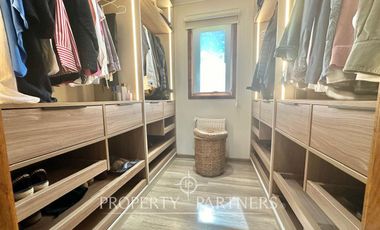 Se vende hermosa casa en parcela de 5.000 mts2 con recepción municipal