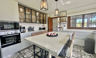 Se vende hermosa casa en parcela de 5.000 mts2 con recepción municipal