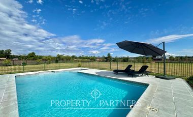 Se vende hermosa casa en parcela de 5.000 mts2 con recepción municipal