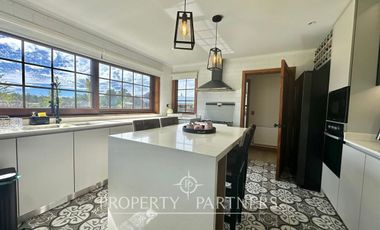 Se vende hermosa casa en parcela de 5.000 mts2 con recepción municipal