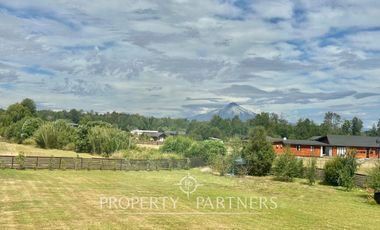 Se vende hermosa casa en parcela de 5.000 mts2 con recepción municipal