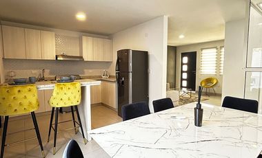 Casas de 3 niveles con excelente ubicación en Escobedo Nuevo león - Modelo Britania