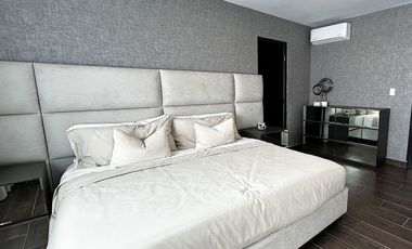 Casas de 3 niveles con excelente ubicación en Escobedo Nuevo león - Modelo Britania