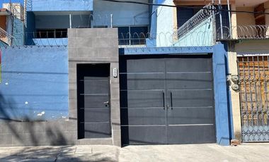CASA CON ALBERCA EN VENTA EN COLONIA EL RETIRO