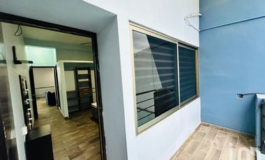 CASA CON ALBERCA EN VENTA EN COLONIA EL RETIRO