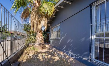 Casa con amplio terreno en Villa Porvenir