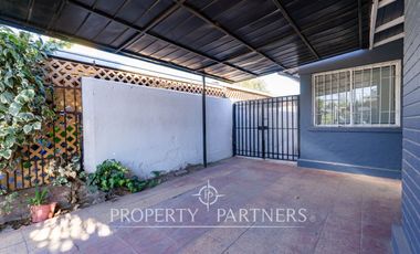 Casa con amplio terreno en Villa Porvenir
