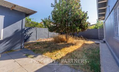 Casa con amplio terreno en Villa Porvenir