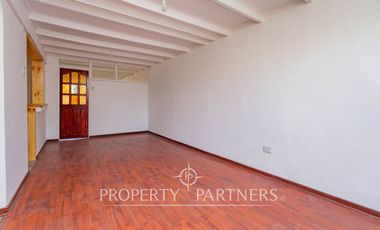 Casa con amplio terreno en Villa Porvenir