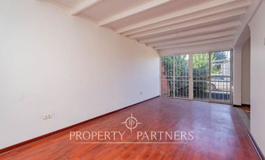 Casa con amplio terreno en Villa Porvenir