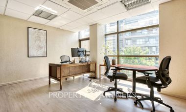 Espectacular Edificio Corporativo en Las Condes (74,9 UF/m2)