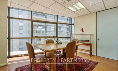 Espectacular Edificio Corporativo en Las Condes (74,9 UF/m2)