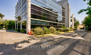 Espectacular Edificio Corporativo en Las Condes (74,9 UF/m2)