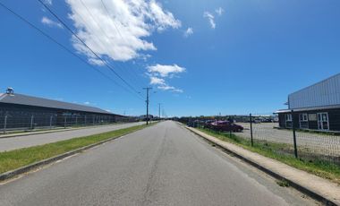 Terreno industrial de 5.159 m2 con galpón de 1.200 m2