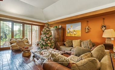 Hermosa casa estilo chileno, rodeada de naturaleza y espacios únicos