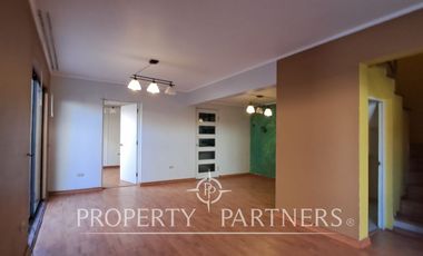 Venta casa 2 pisos en condominio