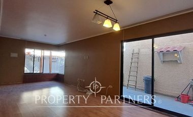 Venta casa 2 pisos en condominio