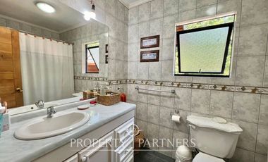 Linda casa Familiar en condominio a 5 minutos de Villarrica