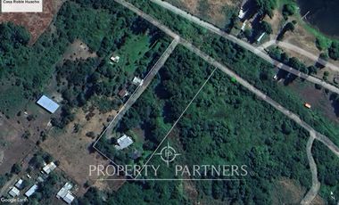 Dos casas en terreno urbano con vista al lago y volcán