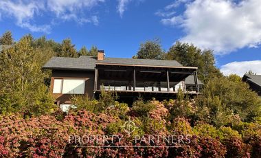 Moderna y hermosa casa en condominio La Puntilla