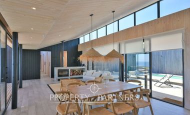 Exclusiva Casa en  de Agua Dulce, Huentelauquen.