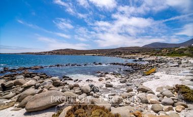 Terreno en Exclusivo condominio Algamar