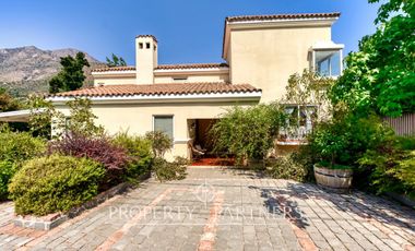 Cómoda casa en condominio, El Arrayán