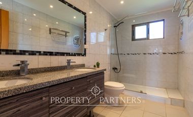 Se vende espectacular casa en Lo Cañas, La Florida.