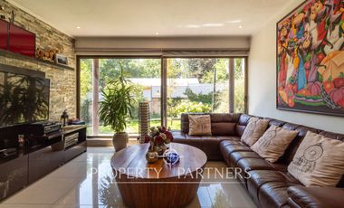 Se vende espectacular casa en Lo Cañas, La Florida.