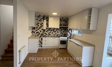 Excelente casa, recien remodelada en sector La Molinera