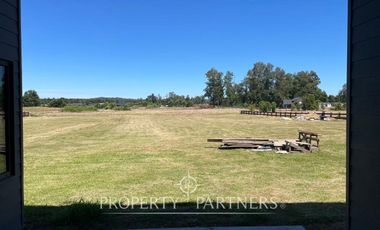 Linda casa en condominio