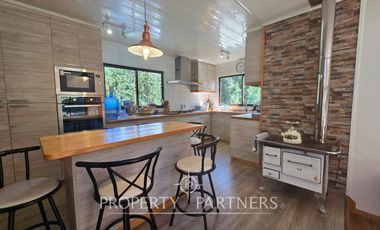 Espectacular casa de 240 m2 en venta a 20 minutos del centro de Puerto Varas