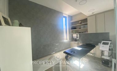 Preciosa oficina en venta con arriendo vigente