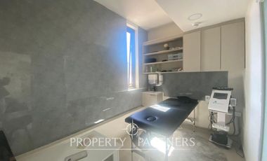 Preciosa oficina en venta con arriendo vigente