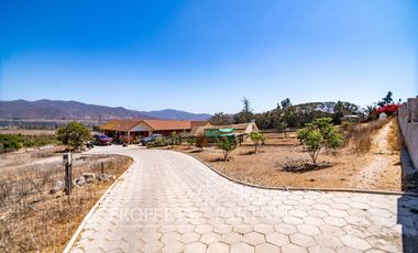 Casa en condominio Fundo Loreto