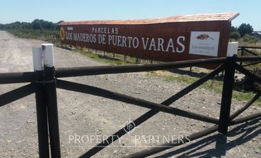 Parcela de agrado con bosque nativo, parcelación «Maderos de Puerto Varas»