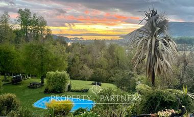 Hermosa casa con vista lago Calafquen - Lican Ray